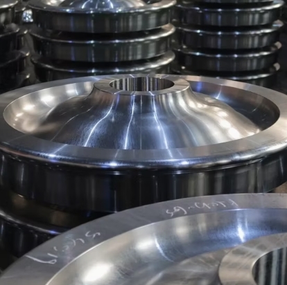 أحدث مدونات الشركة حول كينغريل: جهتك المهنية لتصنيع عجلات القاطرات المطروقة والمخصصة