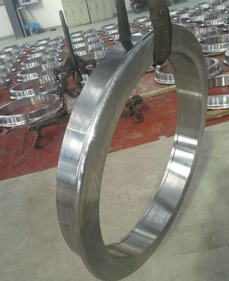 شراء إطارات سكة حديد 24 بوصة تزوير 762 مم لعربات السكك الحديدية online manufacture