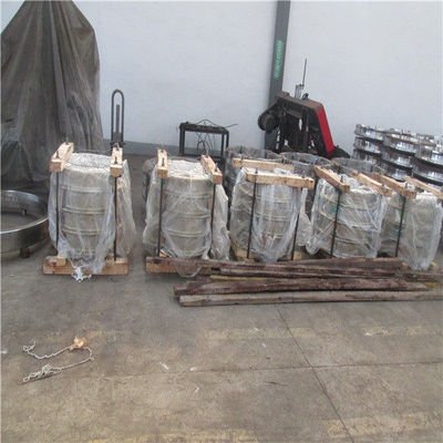 شراء 34 بوصة إطارات سكة حديد تزوير 762 مم لعربات السكك الحديدية online manufacture