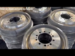 السكك الحديدية الخفيفة العجلات المقاومة للخطر سلامة تجميع مع الإطارات والعجلة وسط